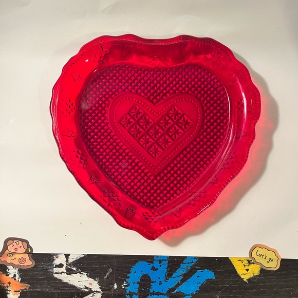 Vintage Ruby Red Hearts and Diamonds Glass Dish - Picture 2 of 3